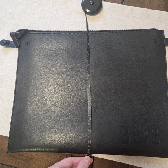 NWOT BEIS Black Leather Laptop Case - Picture 5 of 5